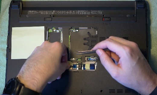Ремонт, замена адаптера ноутбука Lenovo в Уфе