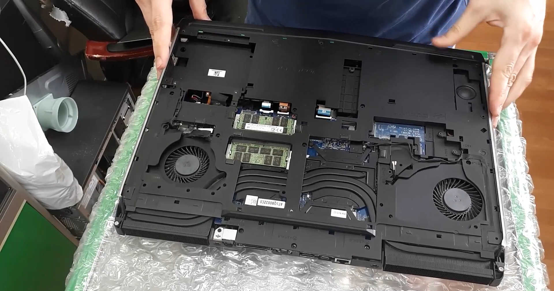 Чистка ноутбука, замена термопасты ноутбука Alienware в Уфе