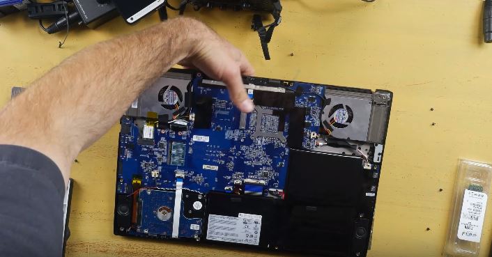 Замена, ремонт разъема USB порта ноутбука MSI в Уфе