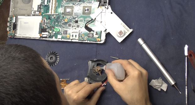 Замена, ремонт вентилятора ноутбука MSI